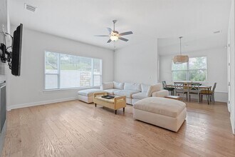 104 Majestic Arroyo Way in Lakeway, TX - Building Photo - Building Photo