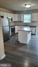 835 Admiral's Quay Dr in Mechanicsburg, PA - Building Photo - Building Photo