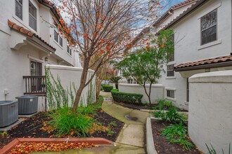 208-214 Grandview Pl in San Antonio, TX - Foto de edificio - Building Photo