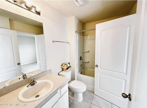 608 Yellow Oaks Ln in Orange Park, FL - Building Photo - Building Photo