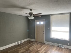 900 11th St in Charleroi, PA - Building Photo - Building Photo