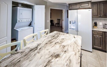 777 Harrah Way in Lake Havasu City, AZ - Building Photo - Building Photo