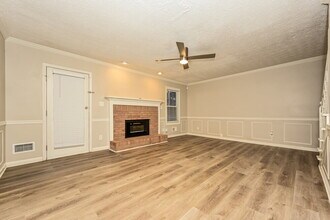 756 Pennybrook Ln in Stone Mountain, GA - Building Photo - Building Photo