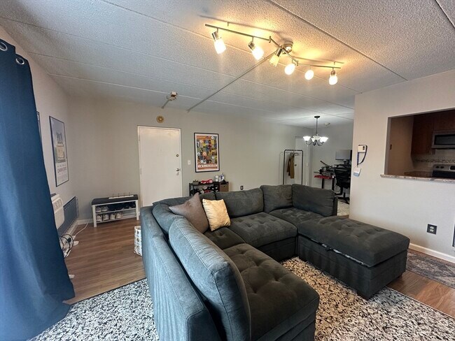 40 High St in Dedham, MA - Building Photo - Building Photo