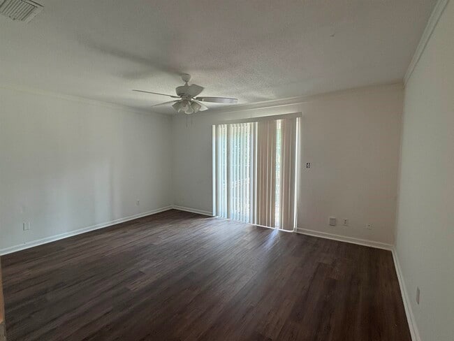property at 1931 Faulk Dr
