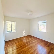 2338 Keeler St in Burbank, CA - Building Photo - Building Photo