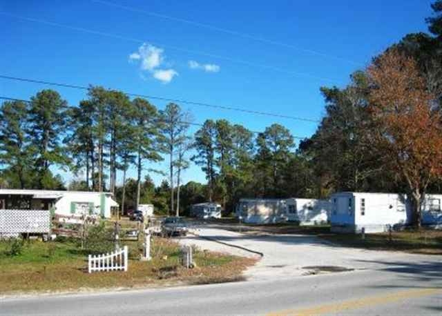 1250 Old Maplehurst Rd in Jacksonville, NC - Building Photo