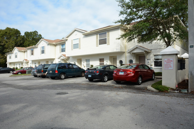 18 Townhomes in Tampa, FL - Building Photo - Building Photo