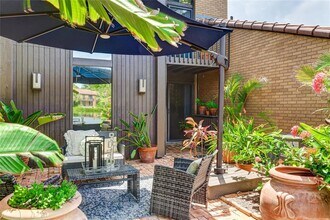 11 Sandy Cove Rd in Sarasota, FL - Building Photo - Building Photo