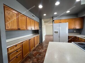 12229 N 48th Ave in Glendale, AZ - Building Photo - Building Photo