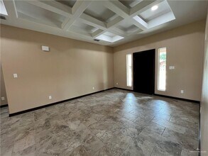 911 S 19th Ave in Edinburg, TX - Building Photo - Building Photo