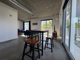 455 NE 25th St in Miami, FL - Building Photo