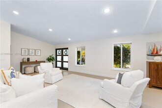 13303 SW 58th Ave in Miami, FL - Building Photo - Building Photo