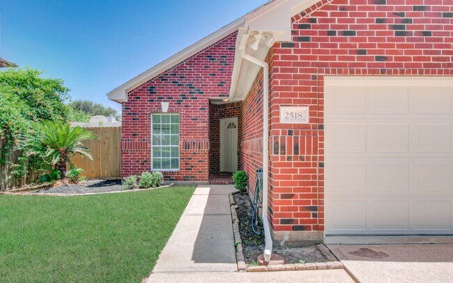 2518 Trotter Dr in Katy, TX - Building Photo - Building Photo