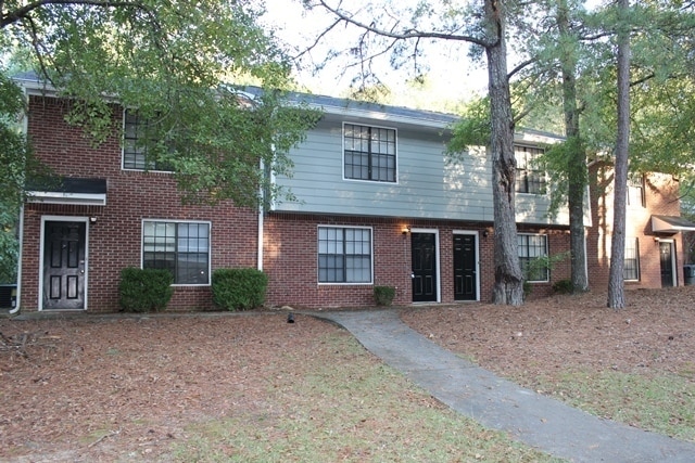 145 Meadowbrook Ct in Fayetteville, GA - Building Photo - Building Photo