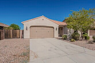 2008 E Stacey Rd in Gilbert, AZ - Building Photo - Building Photo
