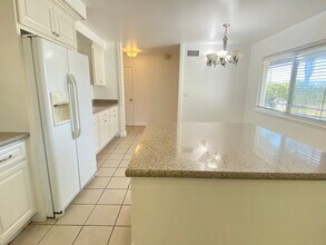 1372 Arcane St in Simi Valley, CA - Building Photo - Building Photo