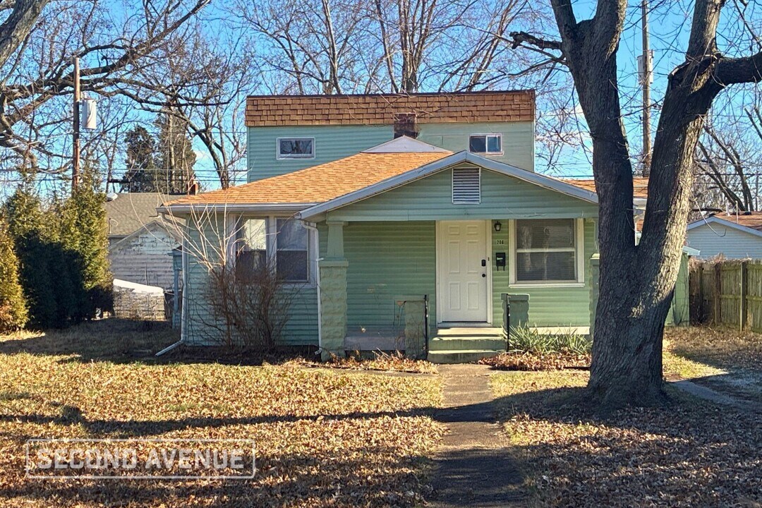 208 S Thomas Ave in Evansville, IN - Building Photo