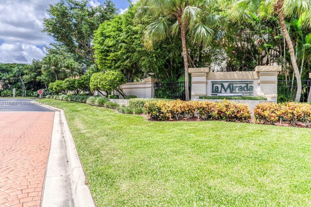 7829 La Mirada Dr in Boca Raton, FL - Building Photo