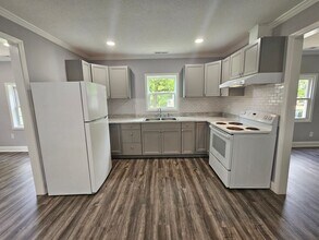 1305 S 3rd St in Sanford, NC - Building Photo - Building Photo