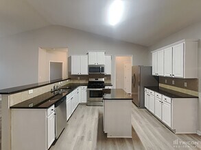 654 Ivy Chase Loop in Dallas, GA - Building Photo - Building Photo
