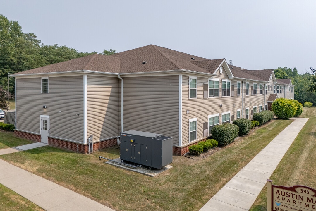 Austin Manor Apartments in Buffalo, NY - Building Photo