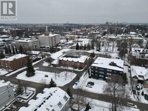 50 Benson Ave in Richmond Hill, ON - Building Photo - Building Photo