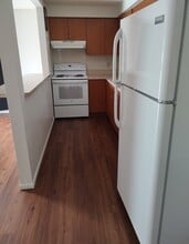 5935 13th St, Unit 5935 in Zephyrhills, FL - Foto de edificio - Building Photo