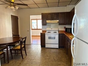 532 1st St in Windber, PA - Building Photo - Building Photo