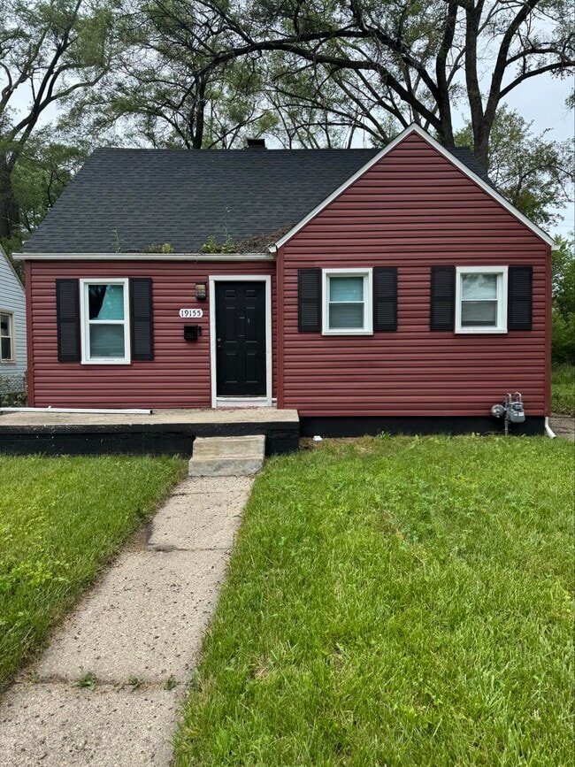 property at 19155 Lindsay St