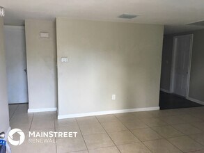 7704 Birchwood Dr in Port Richey, FL - Building Photo - Building Photo
