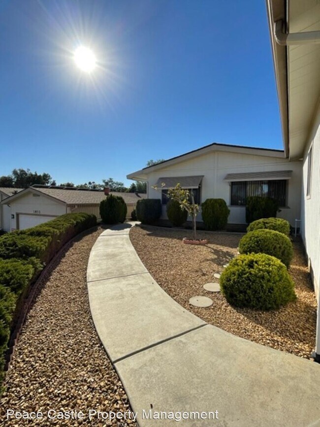 1835 Nova Glen Rentals in Escondido, CA