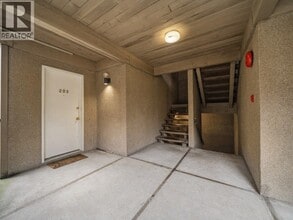 9133 Capella Dr in Burnaby, BC - Building Photo - Building Photo