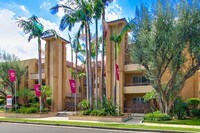 Building Photo - Natick Park Apartments in Los Angeles, California