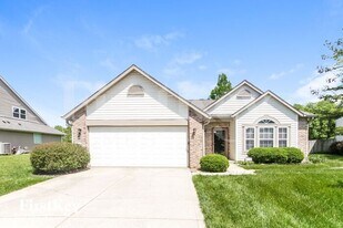 6747 Long Run Dr in Indianapolis, IN - Building Photo