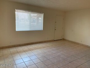 1430 N Shill Dr in Mesa, AZ - Building Photo - Building Photo