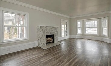 12980 Cedar Rd in Cleveland Heights, OH - Building Photo - Building Photo