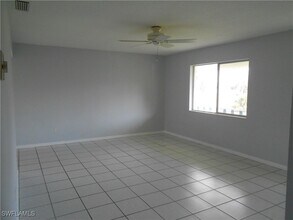 343 Joel Blvd in Lehigh Acres, FL - Foto de edificio - Building Photo