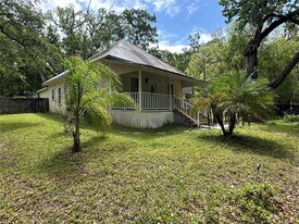 262 Pryor St in Brooksville, FL - Building Photo