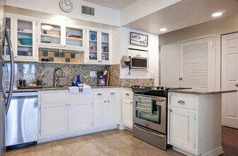 1514 SE Westmoreland Blvd in Port St. Lucie, FL - Building Photo - Building Photo