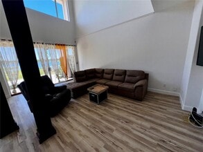 7200 Bay Club Way in Orlando, FL - Building Photo - Building Photo