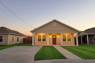 638 Marbauch Ave in San Antonio, TX - Building Photo