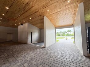 19550 Egret Ln in Loxahatchee, FL - Building Photo - Building Photo