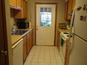 1008 Pineview Blvd in Fort Walton Beach, FL - Building Photo - Building Photo