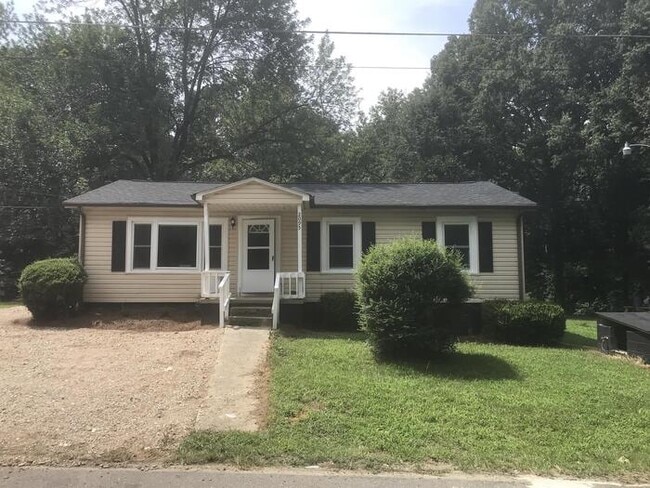property at 2095 Vickers Rd