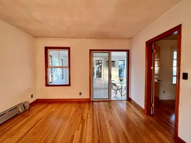 40-42-42 Dartmouth St in Arlington, MA - Building Photo - Building Photo
