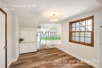 75 S Fremont St NE in Rockford, MI - Building Photo - Building Photo