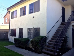 1817 S Longwood Ave in Los Angeles, CA - Building Photo - Building Photo