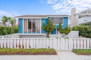 2435 Camino Del Mar