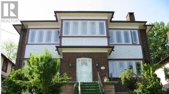 69 Lawrence Ave E in Toronto, ON - Building Photo